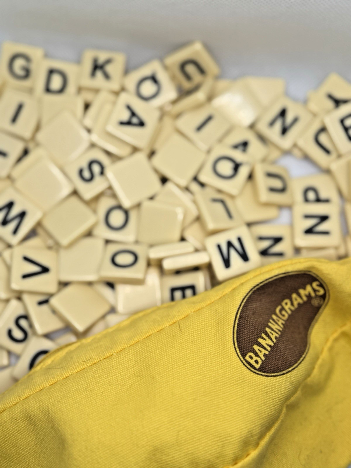 Vintage 2014 Bananagrams Game Complete w/ Instructions & Original Tag