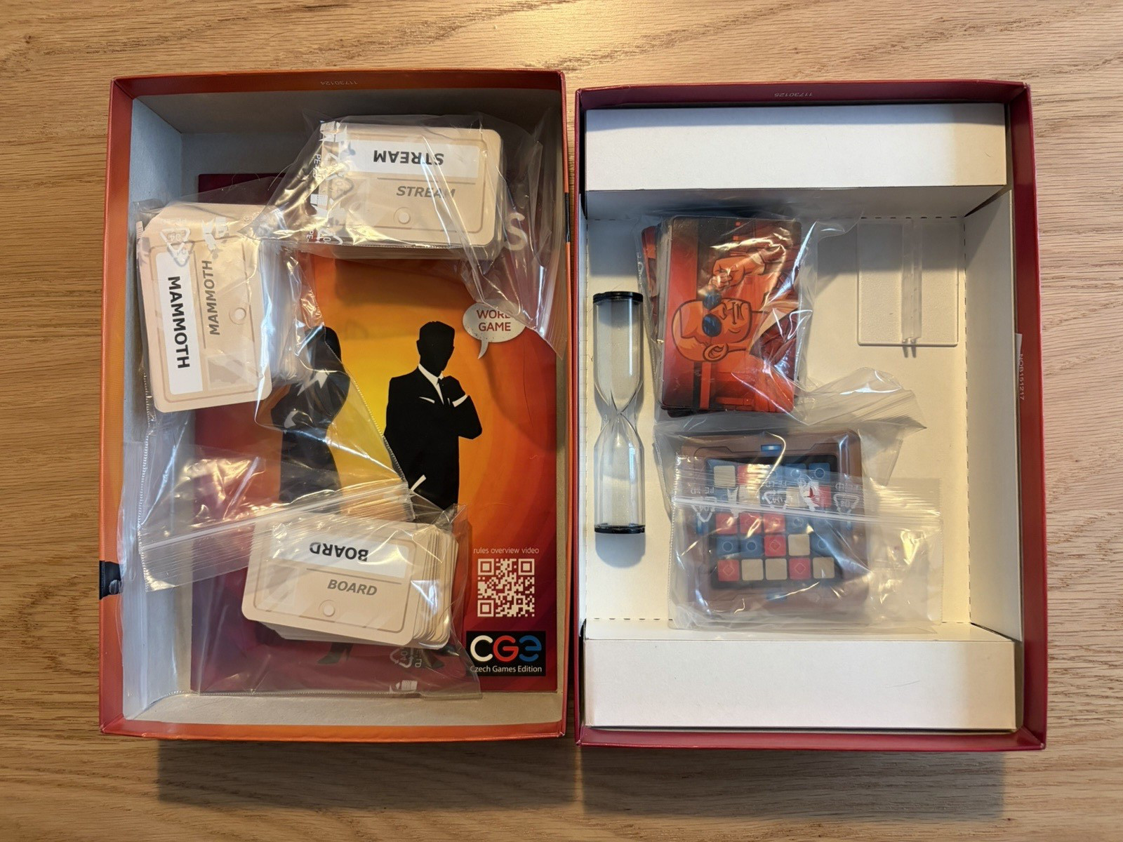 Codenames Board Game – Czech Games Edition – 2015 – Complete