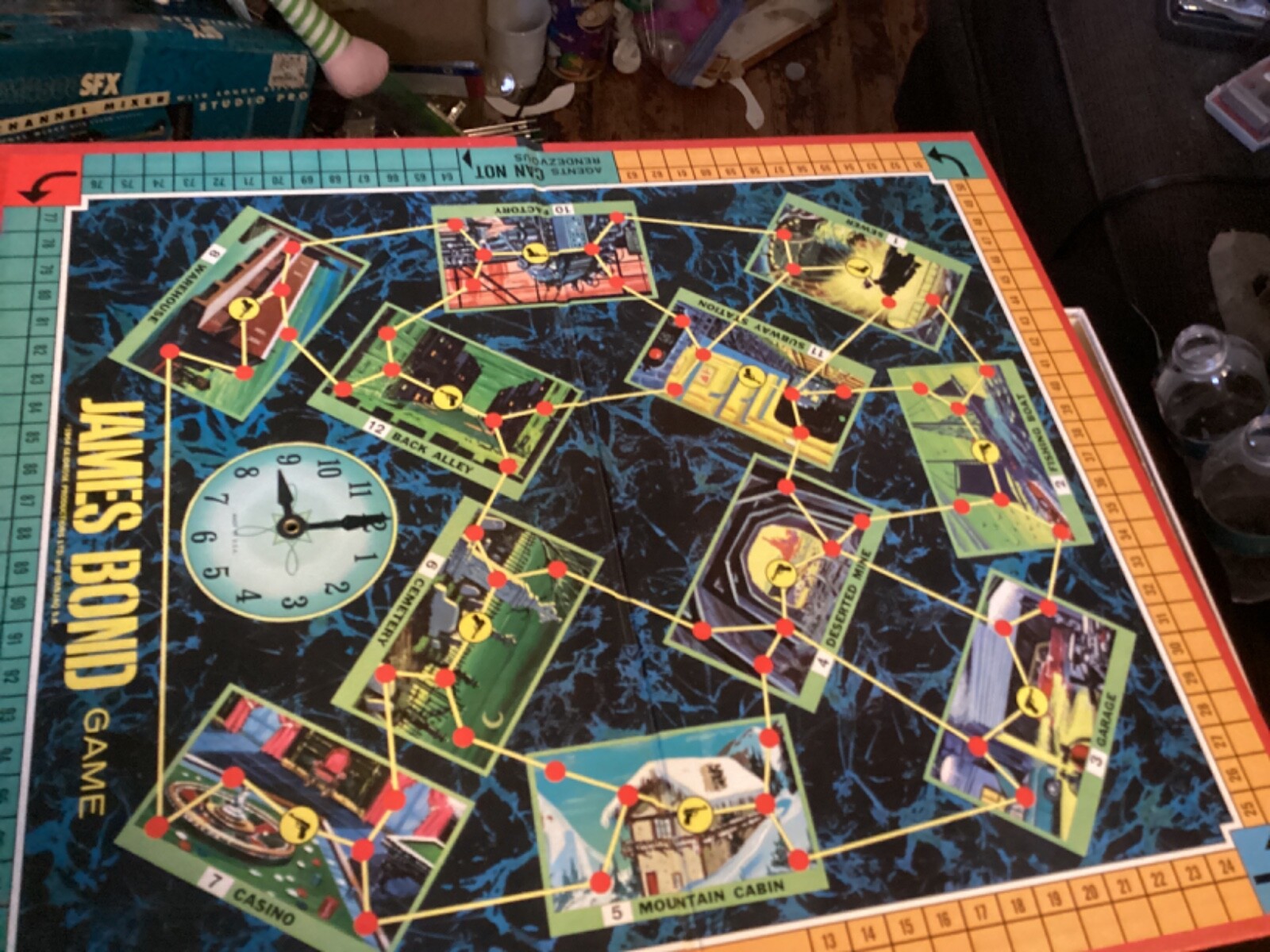 1964 “James Bond” 007 Secret Agent Sean Connery Board Game