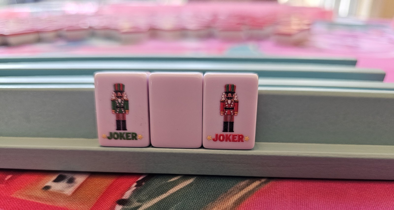 Mahjong Christmas Holiday Travel Set NEW with Racks and Bag