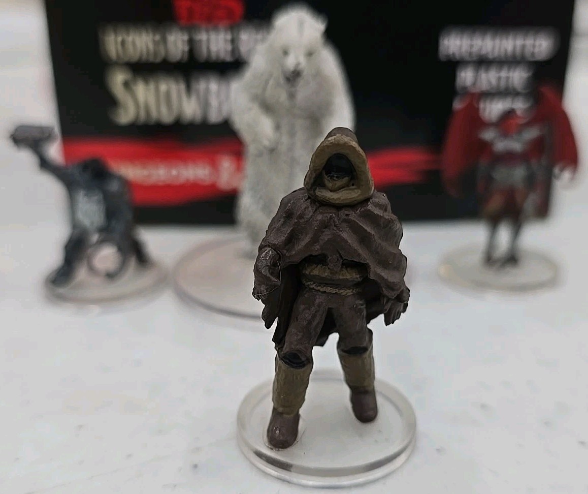 Dungeons & Dragons: Icons of the Realms: Set 19 Snowbound Booster (Single Pack)