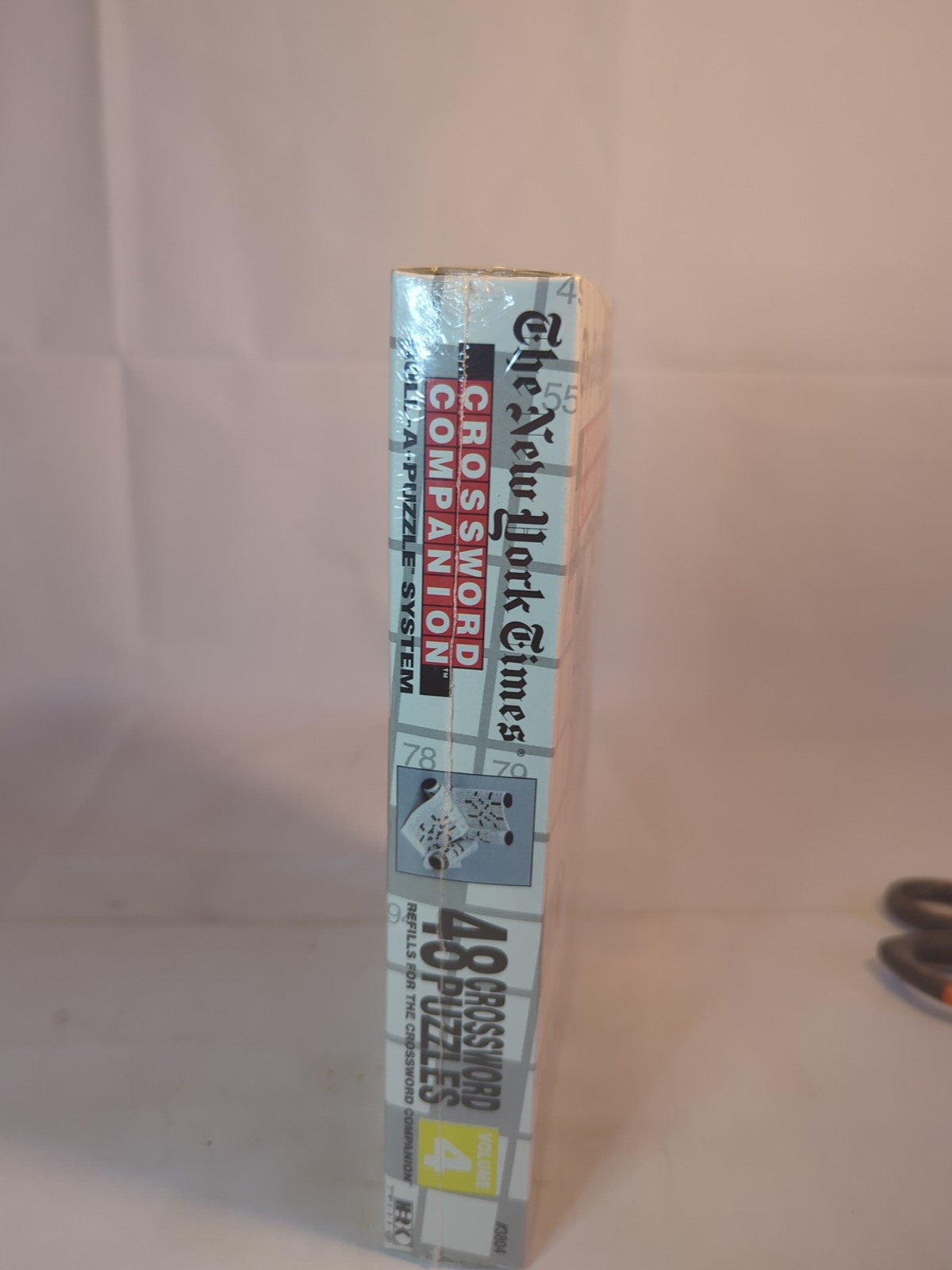 New Sealed The New York Times Crossword Companion Roll-A-Puzzle System 48