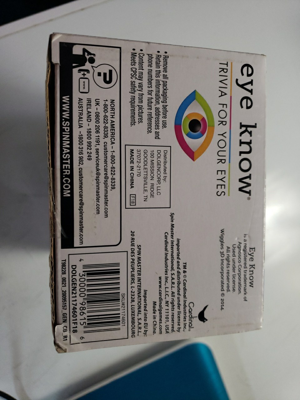 EYE KNOW Trivia 4 Your Eyes Family Card Game Set 2014 AWARD WINNER NEW Open Box