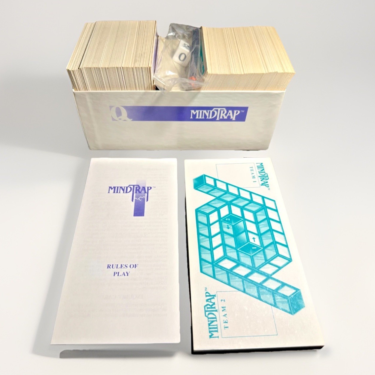 MindTrap Board Game 1991 Brain Teaser Riddle Logic Puzzle Family Game