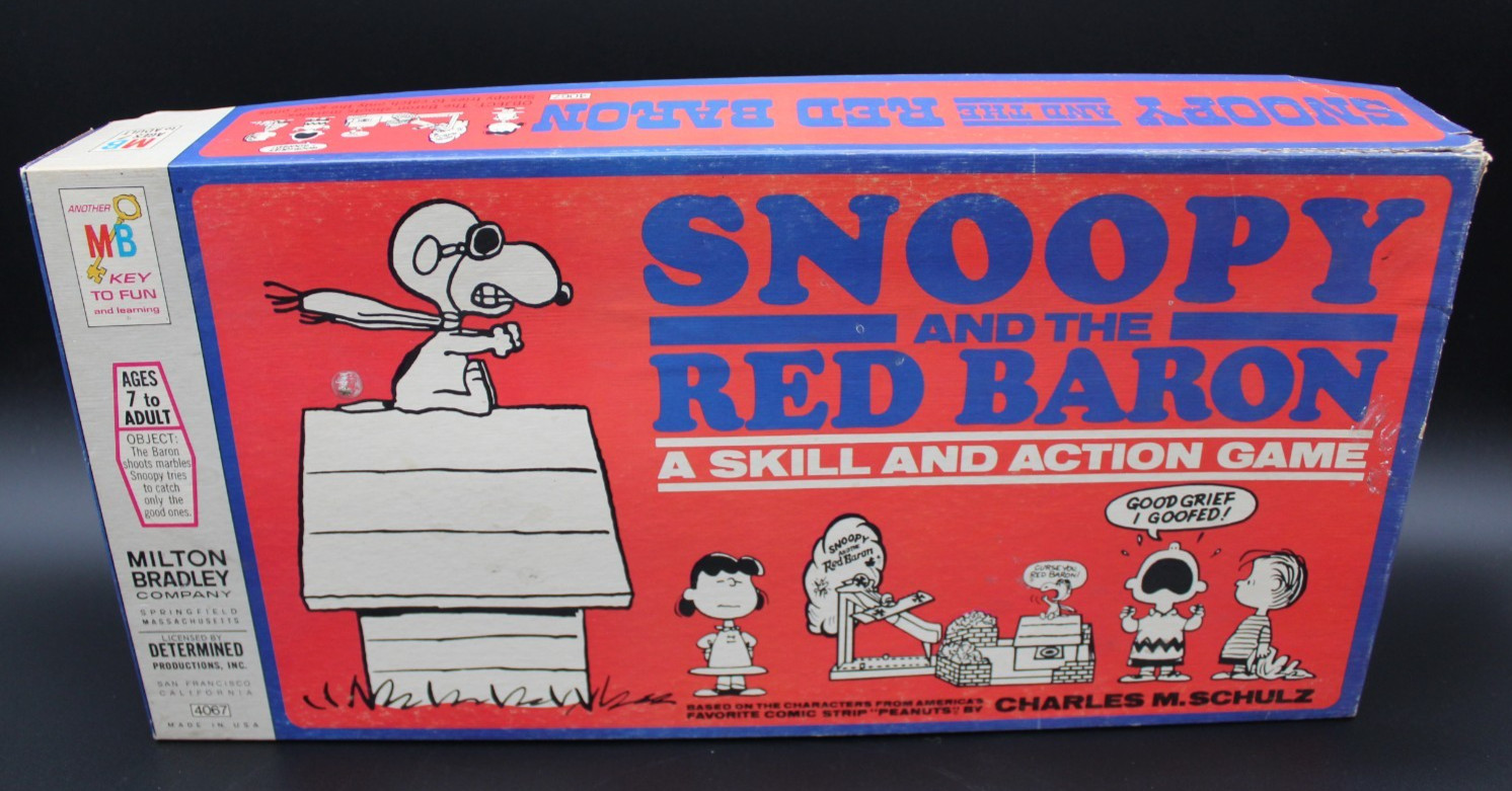 Vtg 1970 Milton Bradley ~ Snoopy and the Red Barron ~ Skill & Action Game