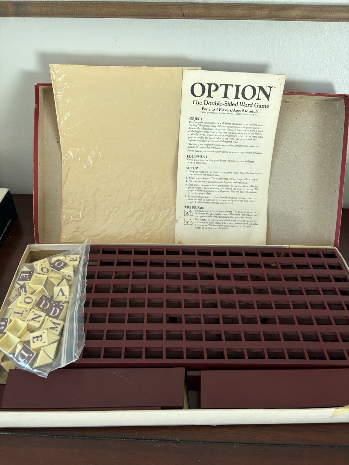 Vintage – Parker Brothers Option Double-Sided Word Board Game 1983 Edition –