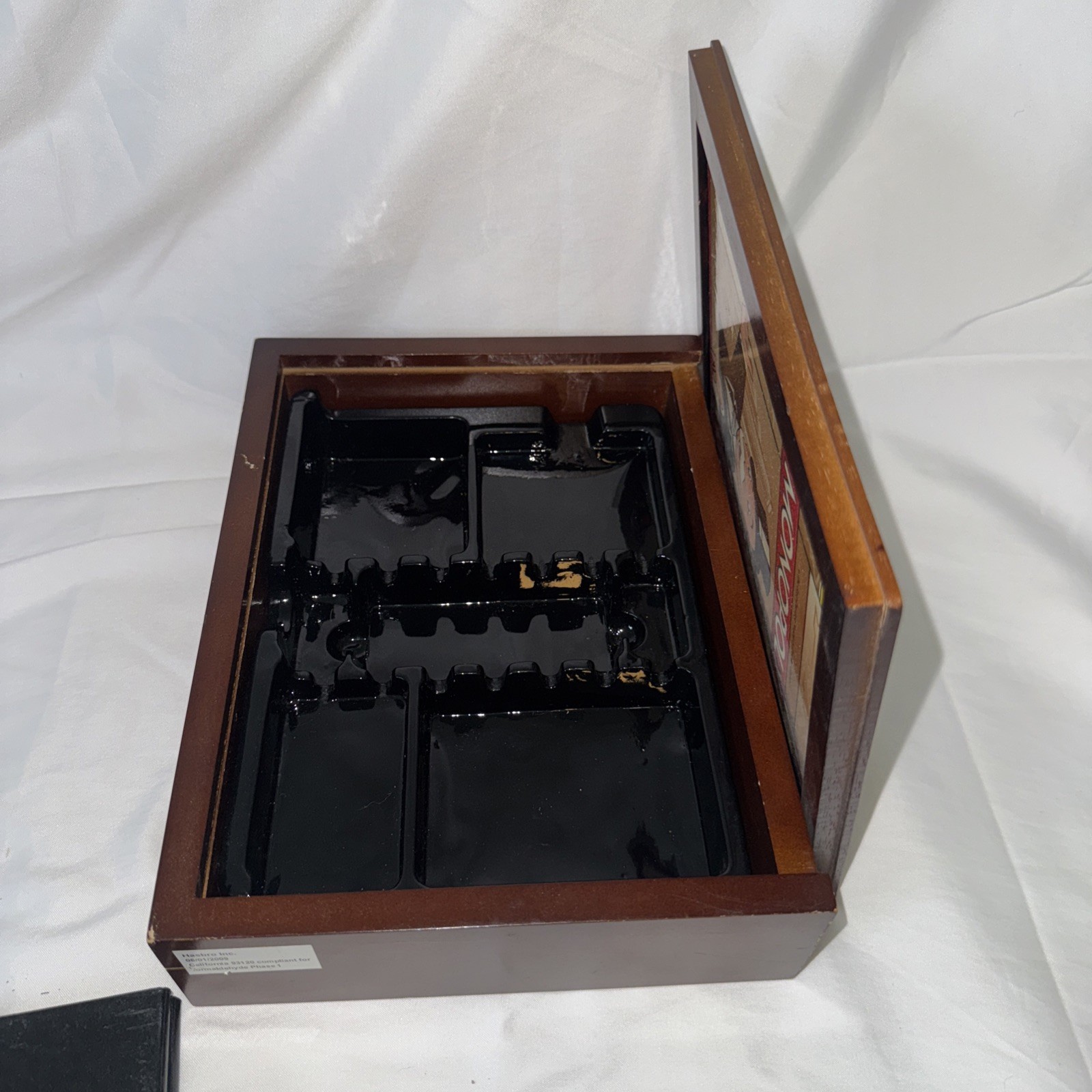 MONOPOLY ~ VINTAGE COLLECTION BOOKSHELF WOODEN BOX 2009 ~ 100% COMPLETE ~ EUC ~