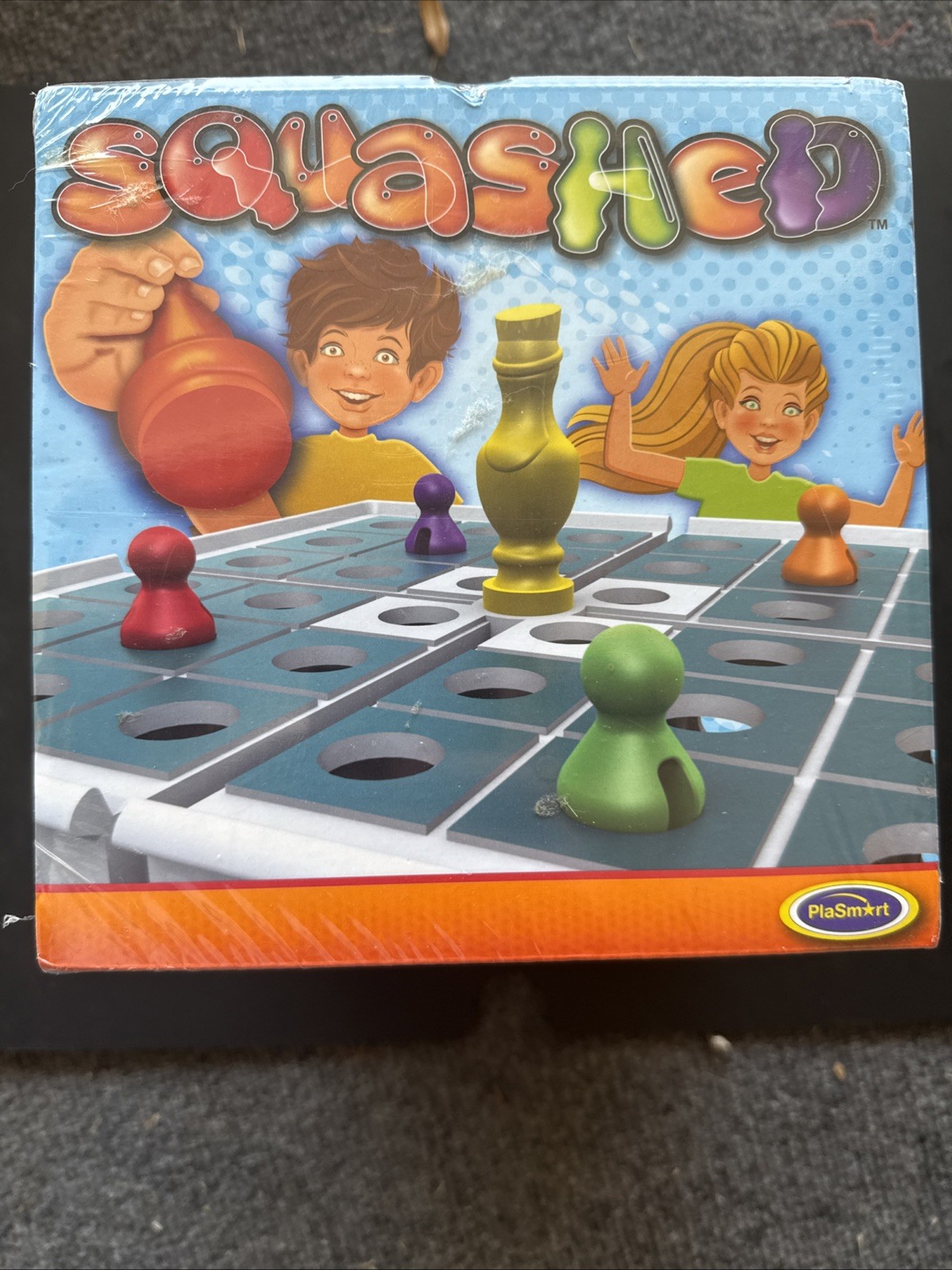 Squashed – 3D Strategy CUBE – problem solving and strategy – 2 to 4 players