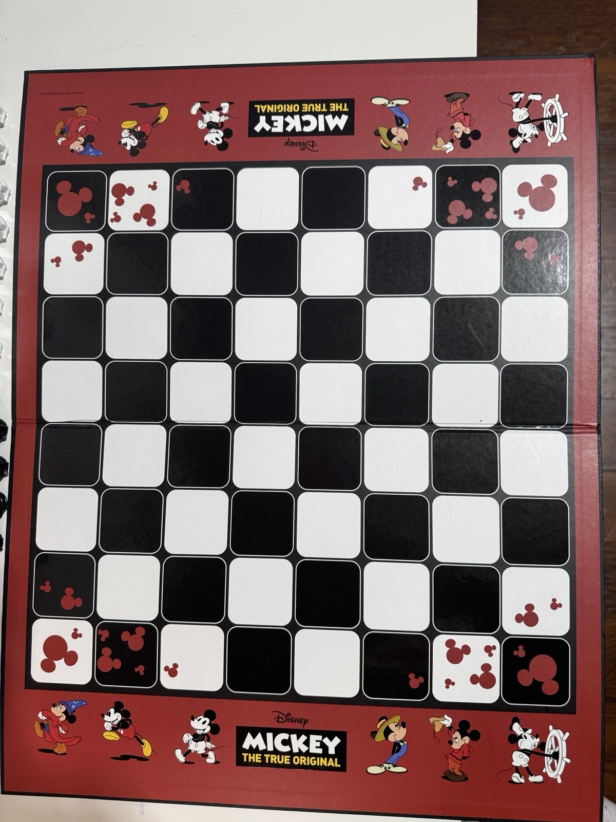 Disney Mickey: The True Original Collector’s Chess Set Ages 7+ Pre-owned