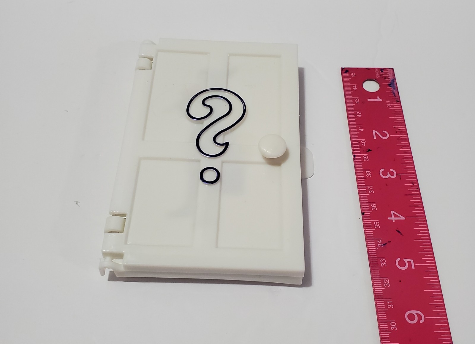 CT1 Mystery Date Nostalgia Retro Secret Admirer Board Game Parker Bros 2016 NEW