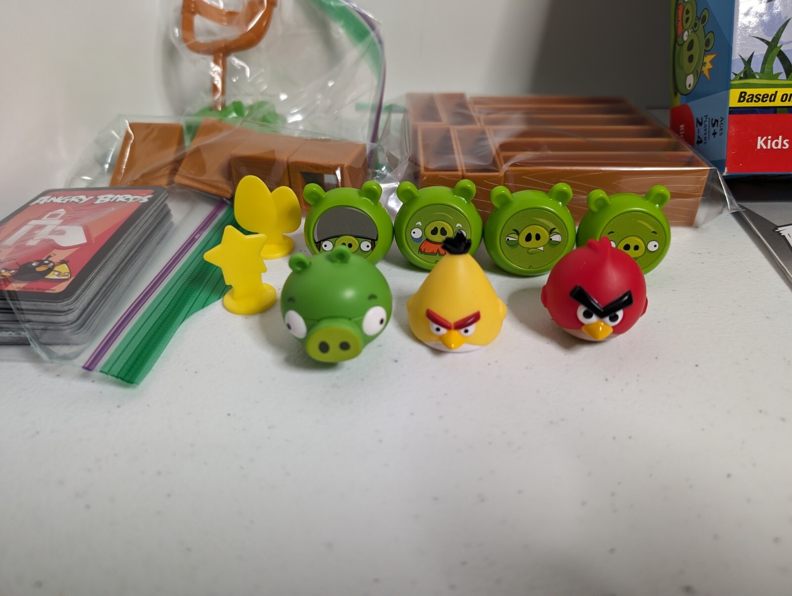 Angry Birds Knock On Wood Game Mattel 2010 Not Complete READ Description