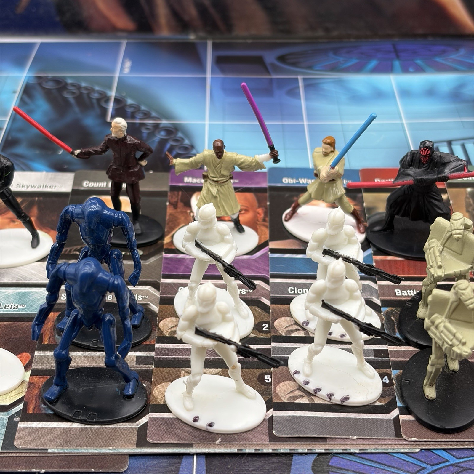 Star Wars Epic Duels Board Game 2002 w/ Figures 370/372 Cards Read