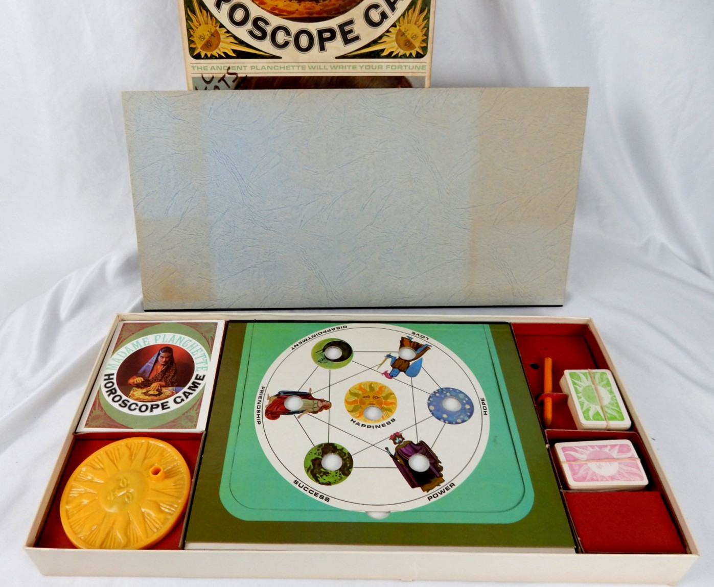 1967 Madame Planchette Horoscope Board Game Selchow Righter Complete CIB w Box