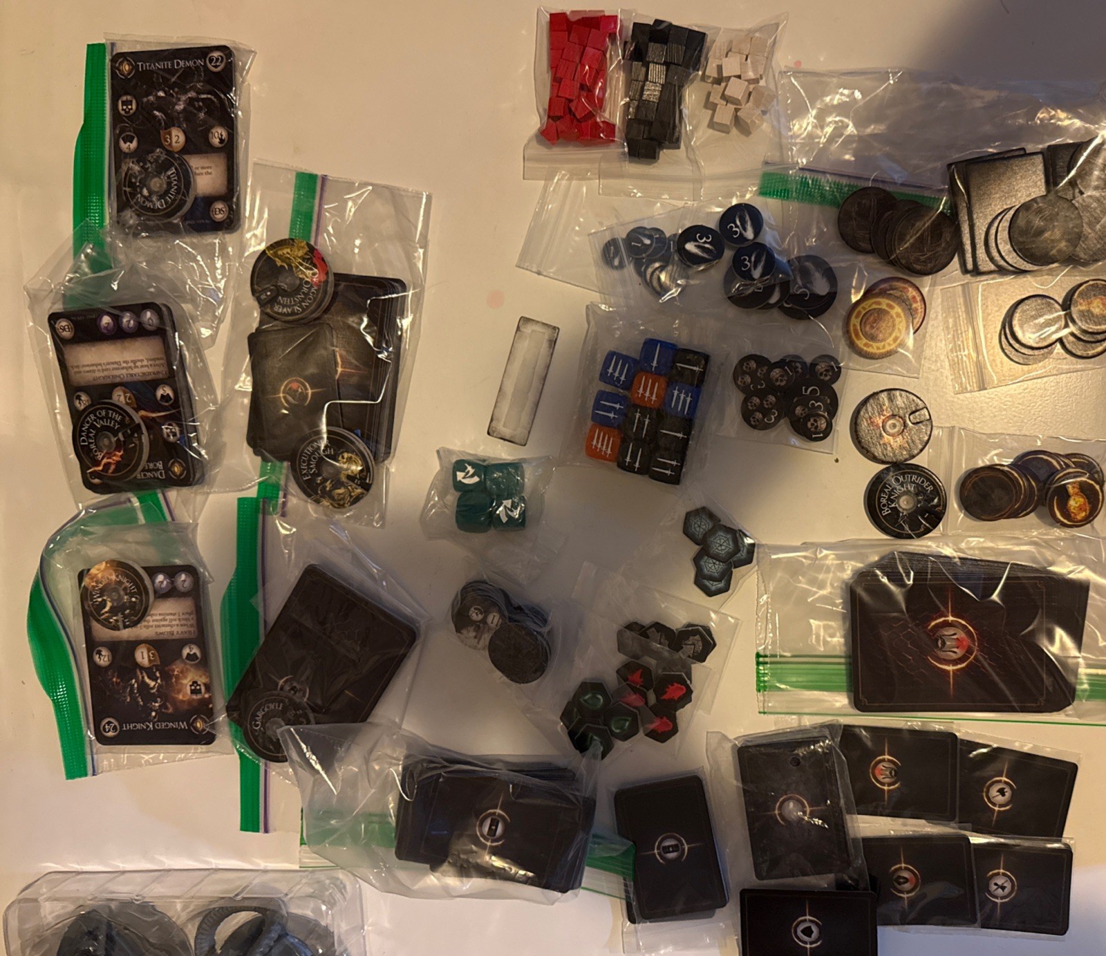Dark Souls The Board Game Steamforged Games Used Incomplete 27 Minis Core Set