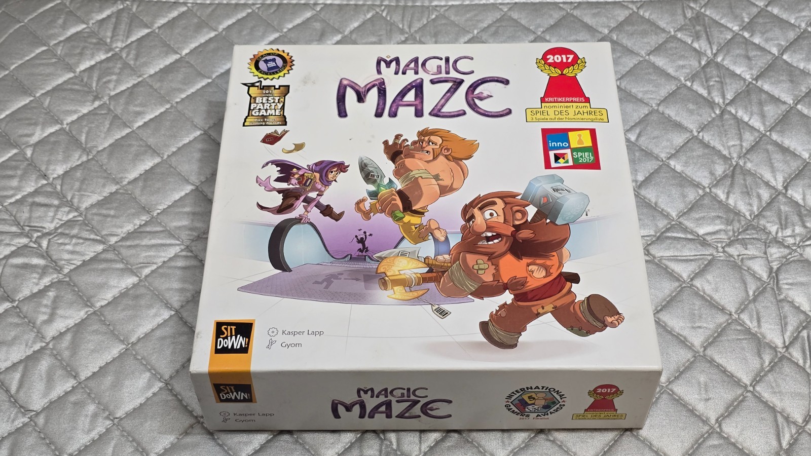Magic Maze Board Game by Sit Down! Games 2021 – Complete