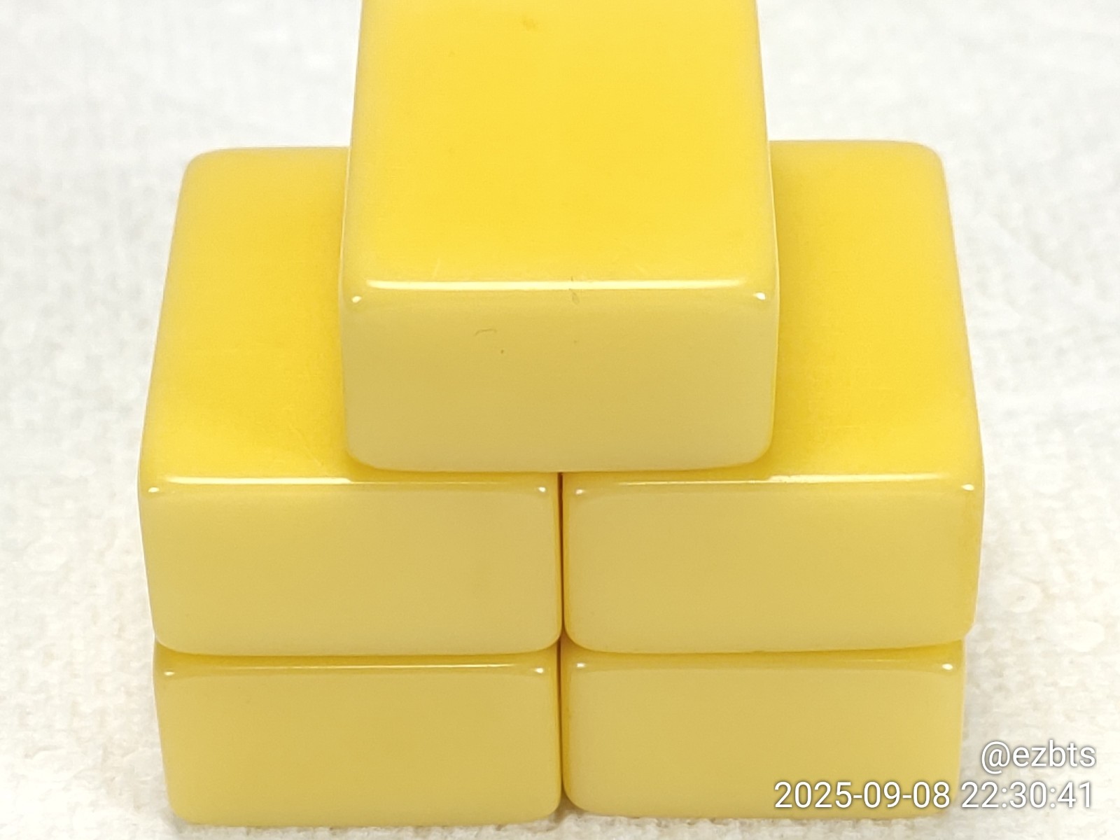 4 Rare Bakelite Catalin MahJong Mah Jongg Flowers tiles Excellent Condition 9dia