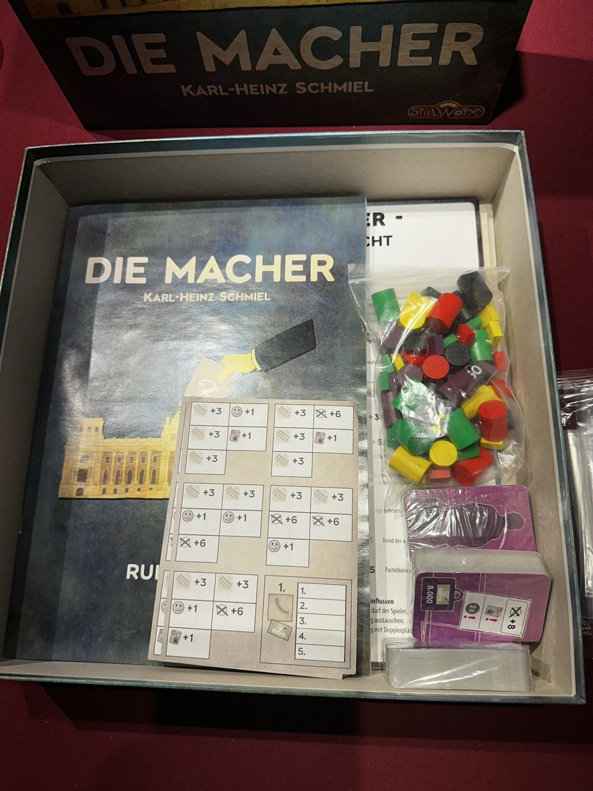 Die Macher board game 2019 Kickstarter Limited Edition English and German guides