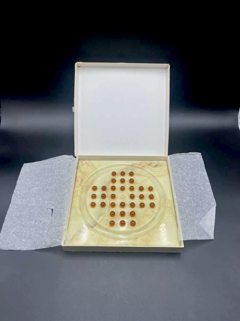 Vintage Onyx Marble Solitaire Board Game Natural Stone 33 Hole Strategy Puzzle