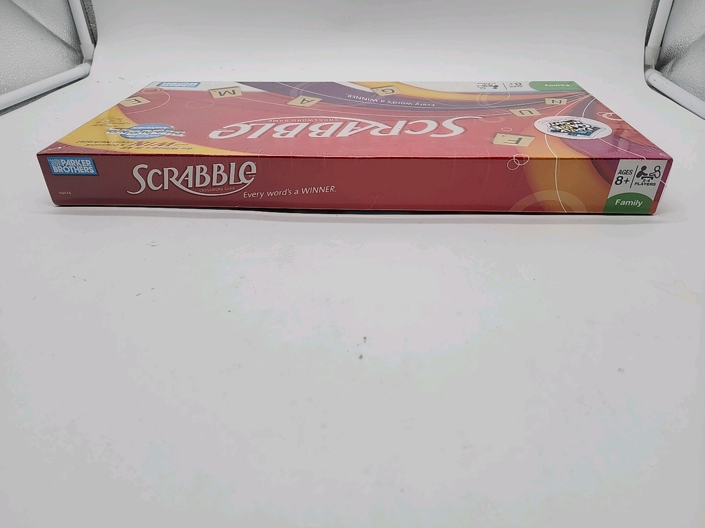 NEW Hasbro SCRABBLE Family Crossword Board Game Complete 2007 Edition NEW SEALED