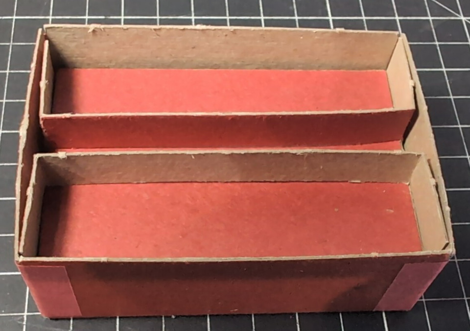 Vtg 1975 Parcheesi Game Parts 16 Wooden Pawns & 4 Shaker Cups Selchow & Richter