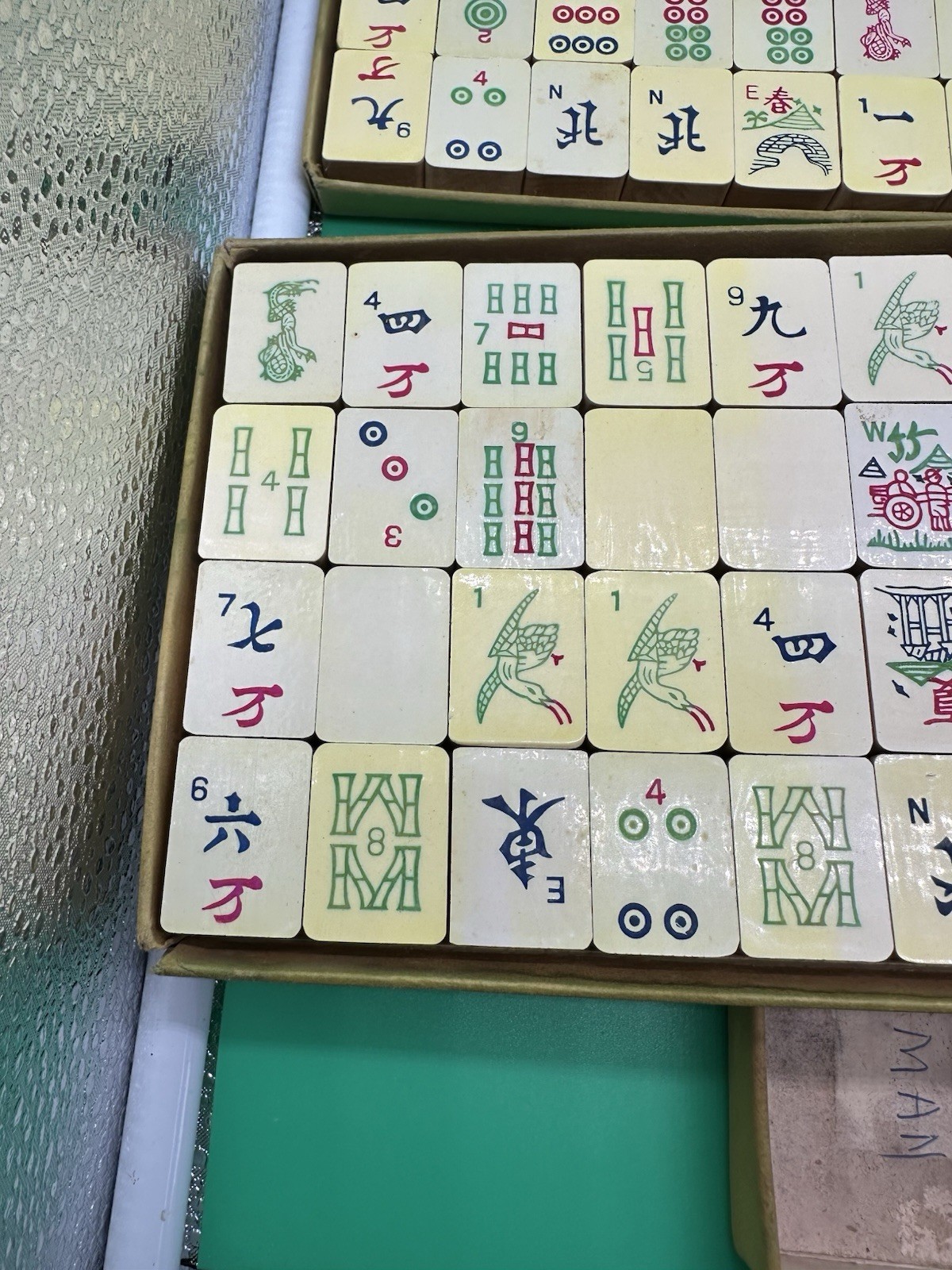 Antique Pung-Chow Mah-jong 144 tiles betting sticks dice,manual and box 1923
