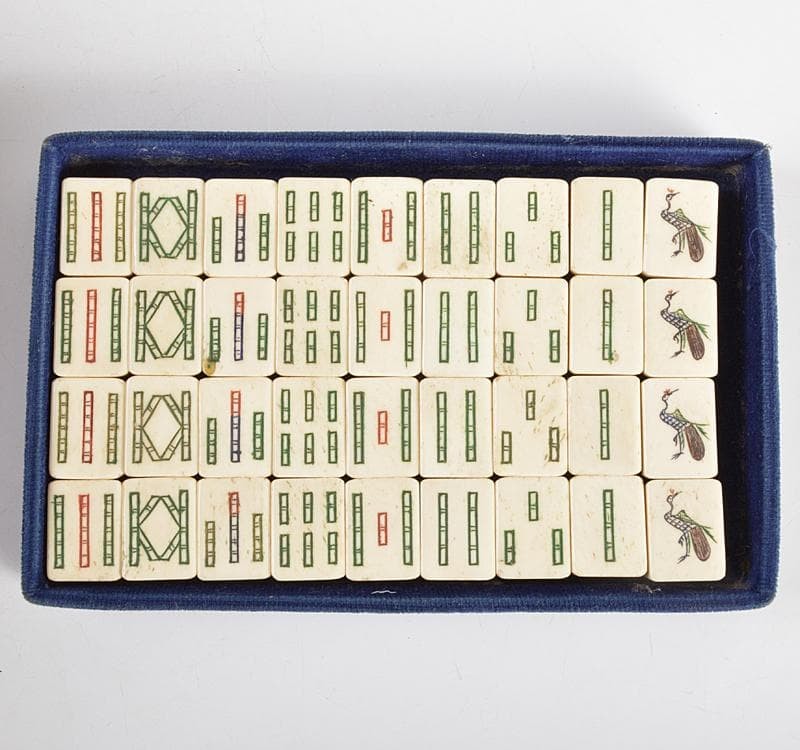 Antique Vintage Chinese Mahjong Set Bone & Bamboo Tiles Leather Case Mahjong