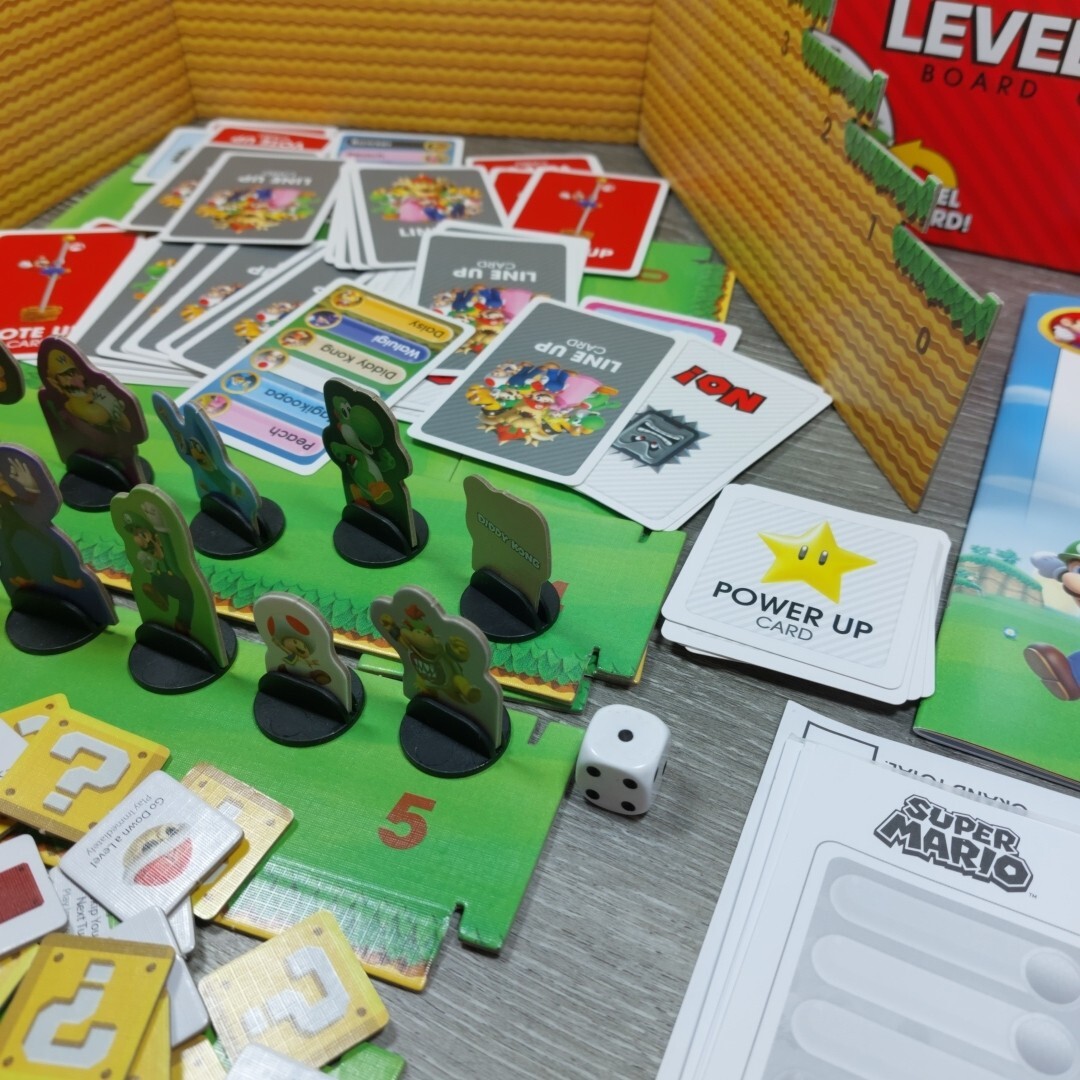 SUPER MARIO LEVEL UP! BOARD GAME *COMPLETE* NINTENDO – USAOPOLY 2017