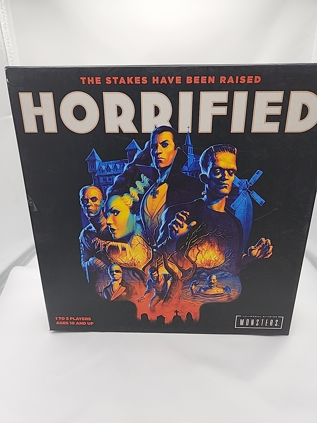 Ravensburger 60001836 Horrified Universal Monsters Strategy Board Game