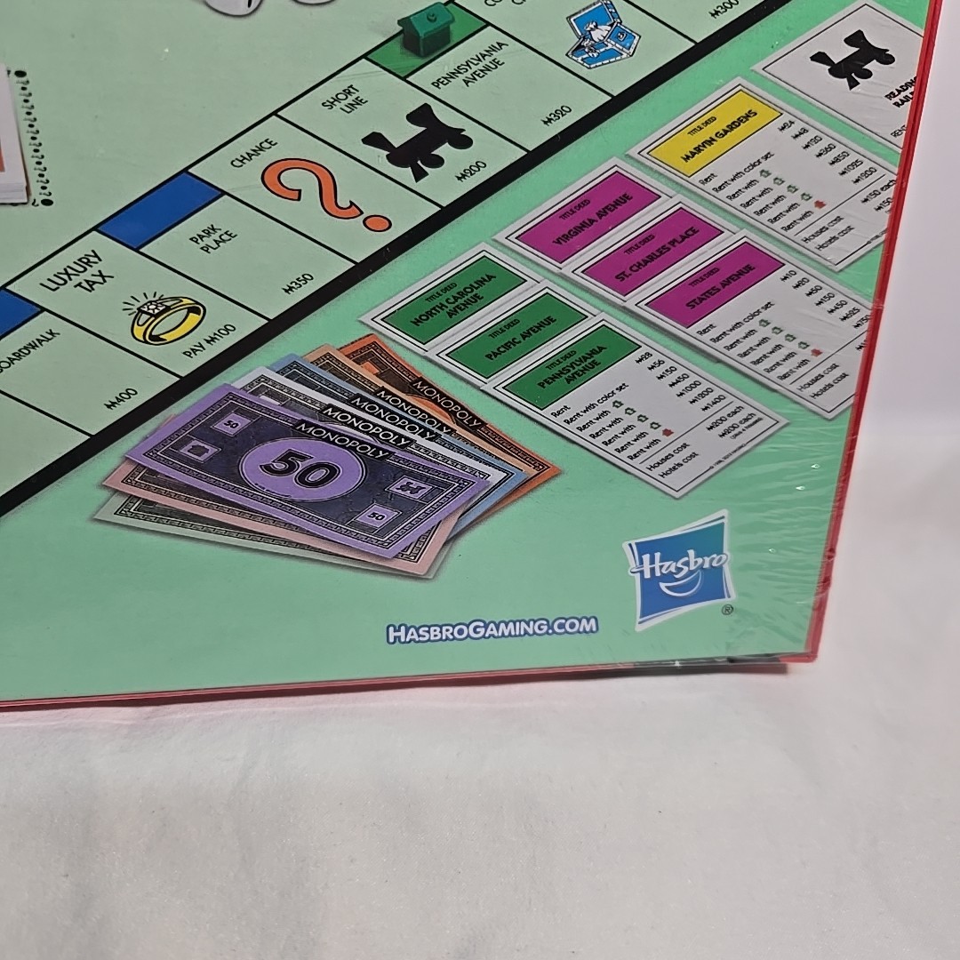 MONOPOLY CLASSIC Hasbro Family Board Game NEW Sealed 2016 New Token Lineup