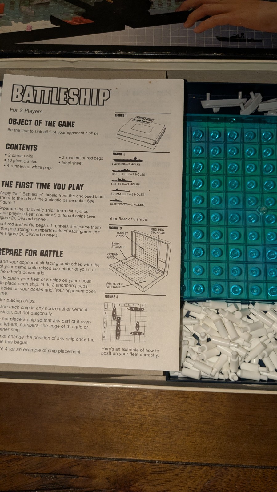 BATTLESHIP Strategy War Game Complete 1990 MB Nice Condition For Age