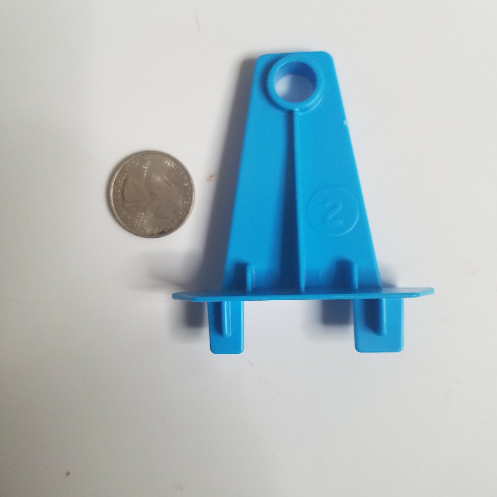 2005 Mouse Trap Board Game Replacement Part 2 Gear Support B Bin16