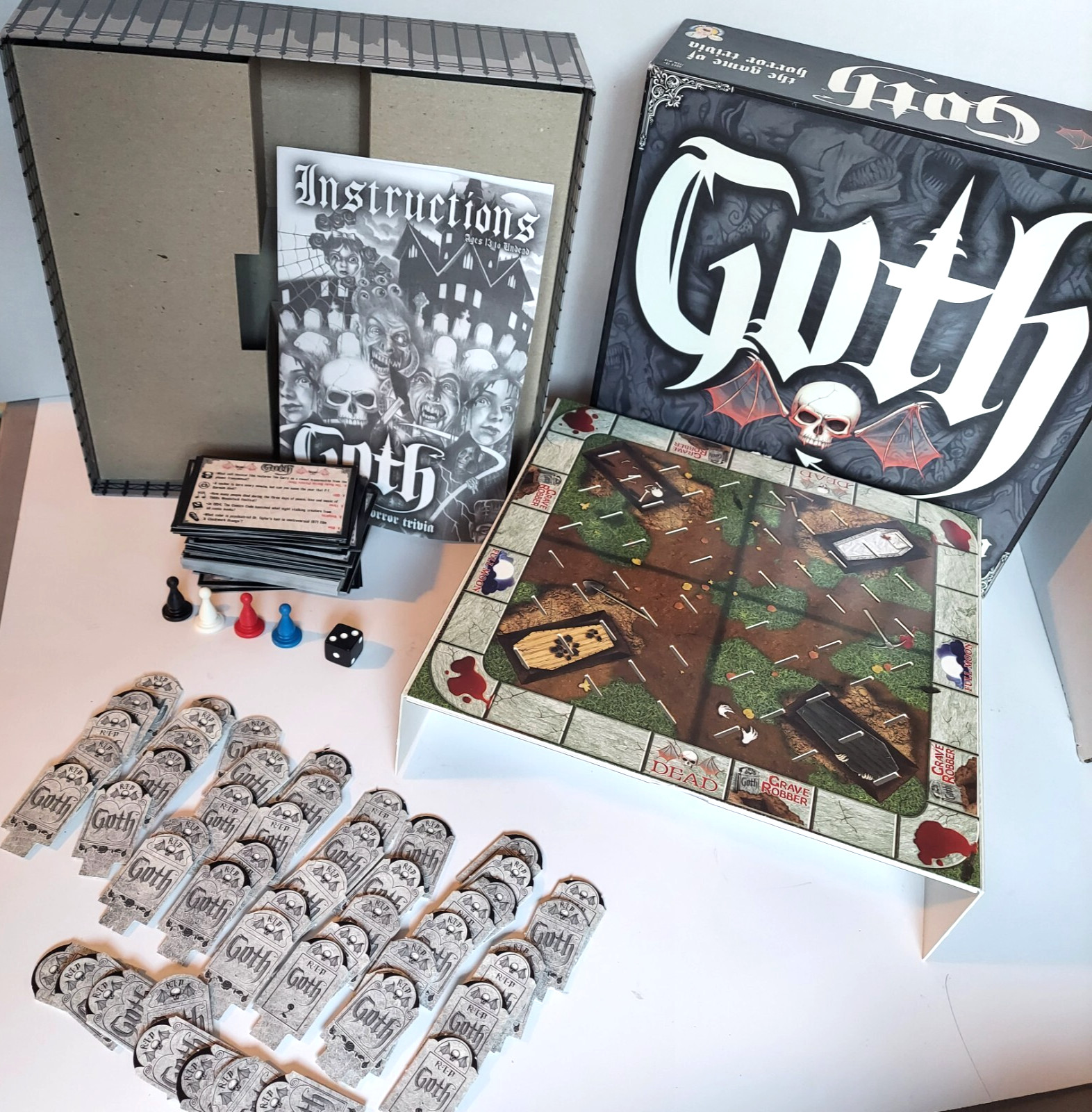 Goth The Game Of Horror Trivia Board Game 2002 Cult Halloween COMPLETE