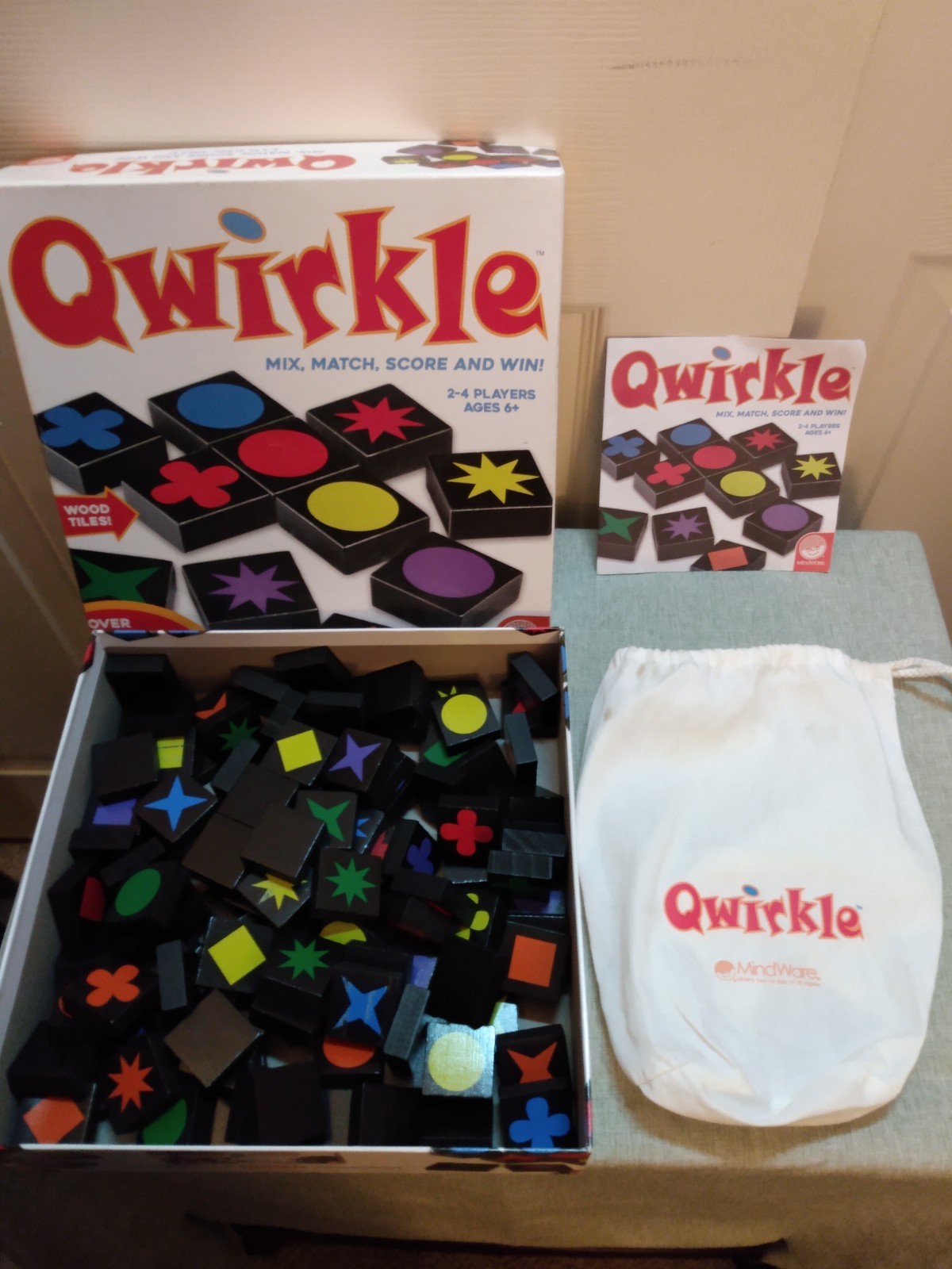 MindWare 2018 Qwirkle Strategy Game Fully Complete With All 108 Tiles Very Good