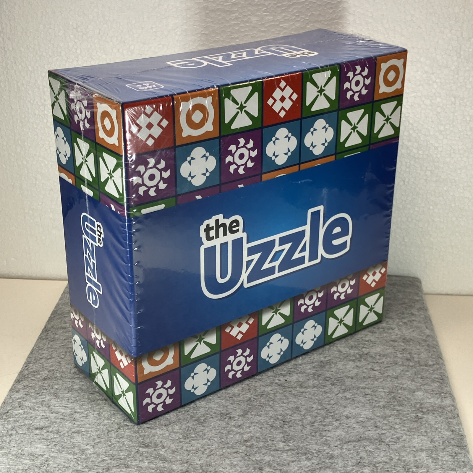 The Uzzle Board Game Family Block Puzzle Children & Adults Brand New & Sealed