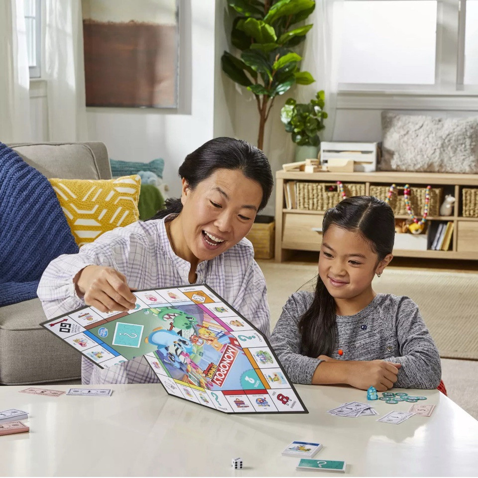 Hasbro Gaming Monopoly Junior Board Game 2-Sided Gameboard 2 Games in 1 Monopoly