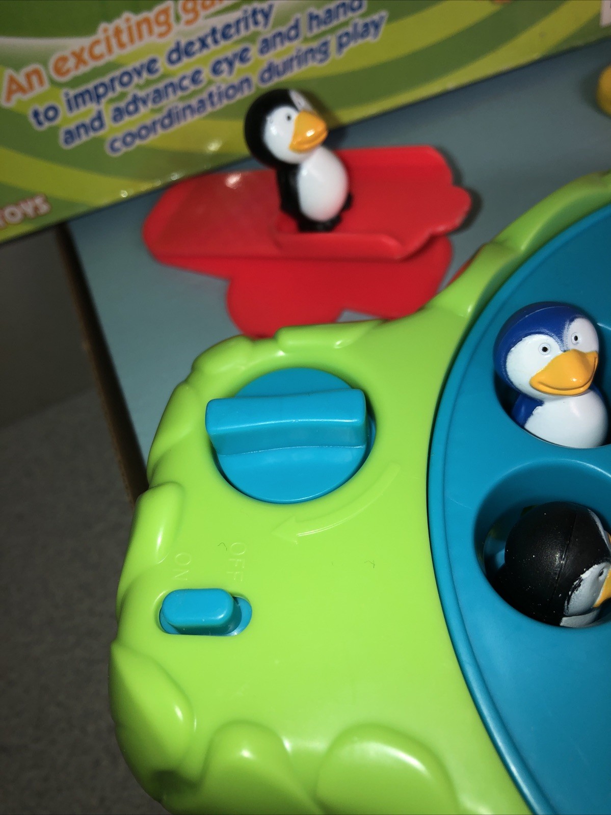 Maple Toys Penguin Flip Game~A Game To Improve Dexterity & Eye/Hand Coordination