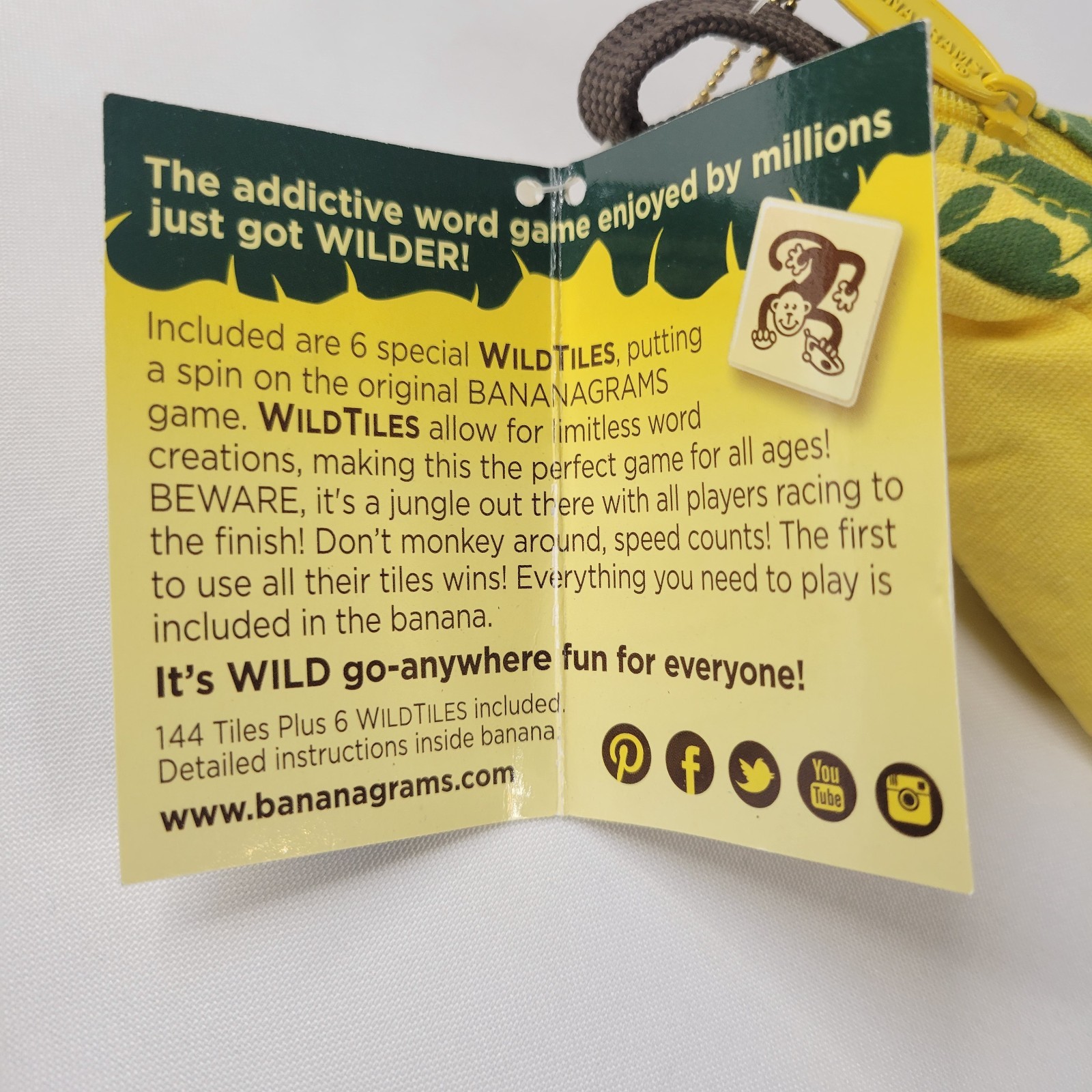 2014 Bananagrams Wild Tiles Fun Word Game Family Night Yellow Banana Case Monkey