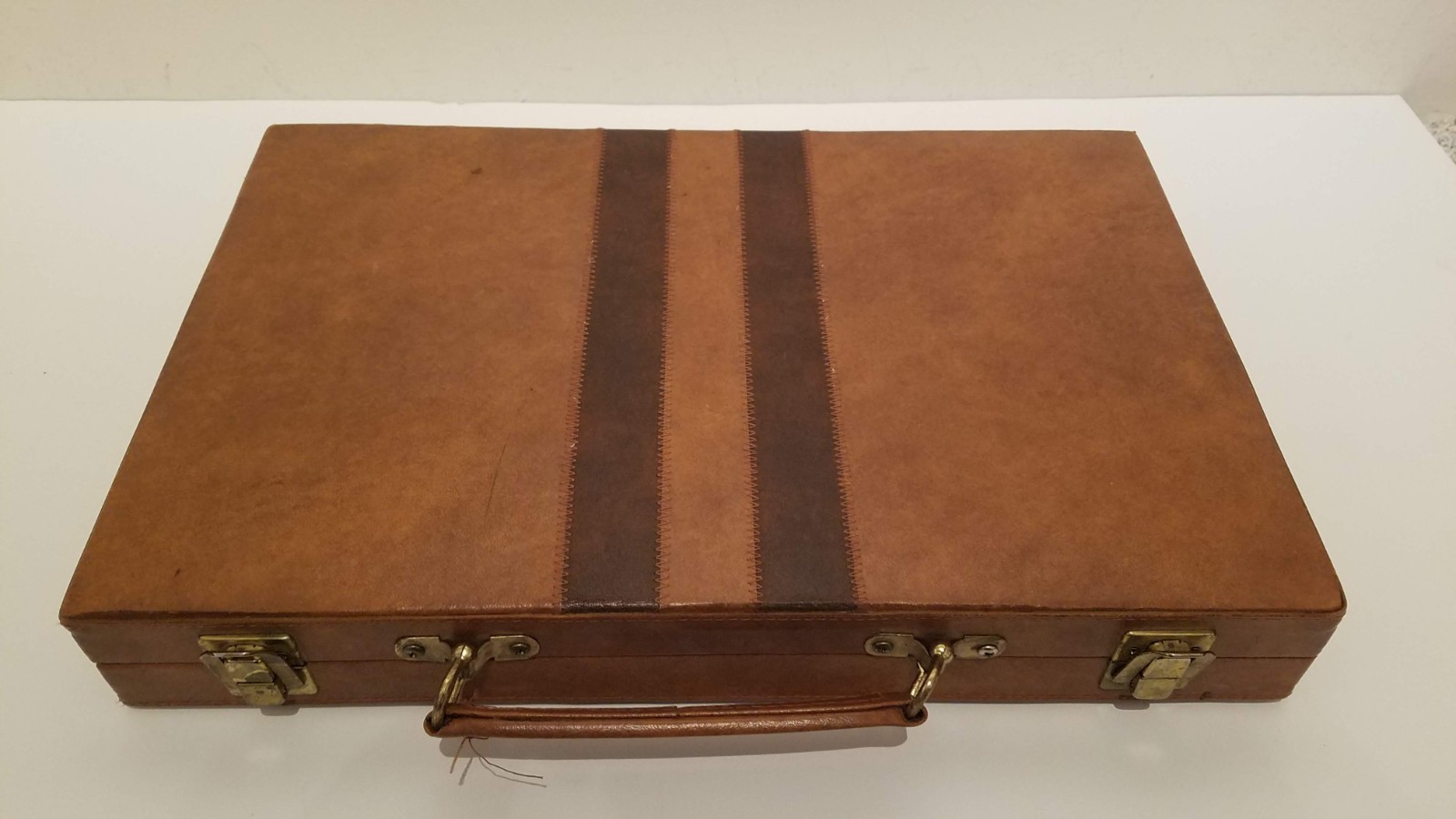 Backgammon Game Set in Case Complete