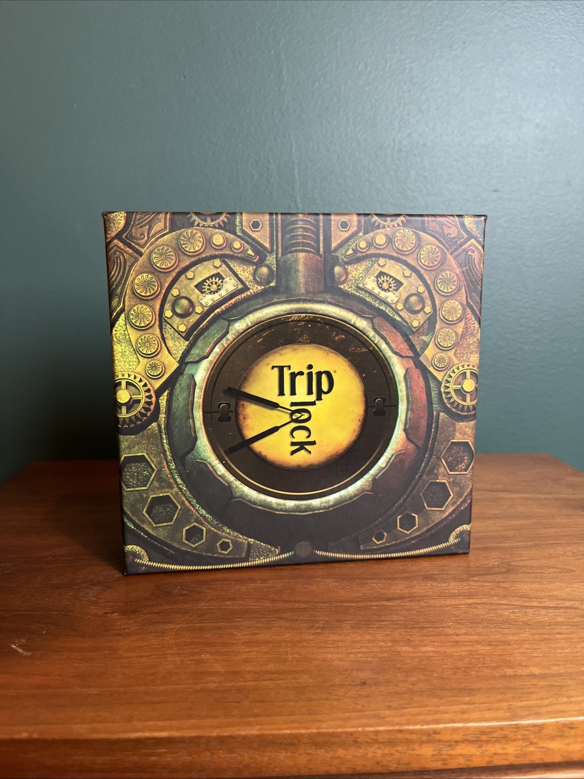 Chip Theory Board Game Triplock Box EX/NM