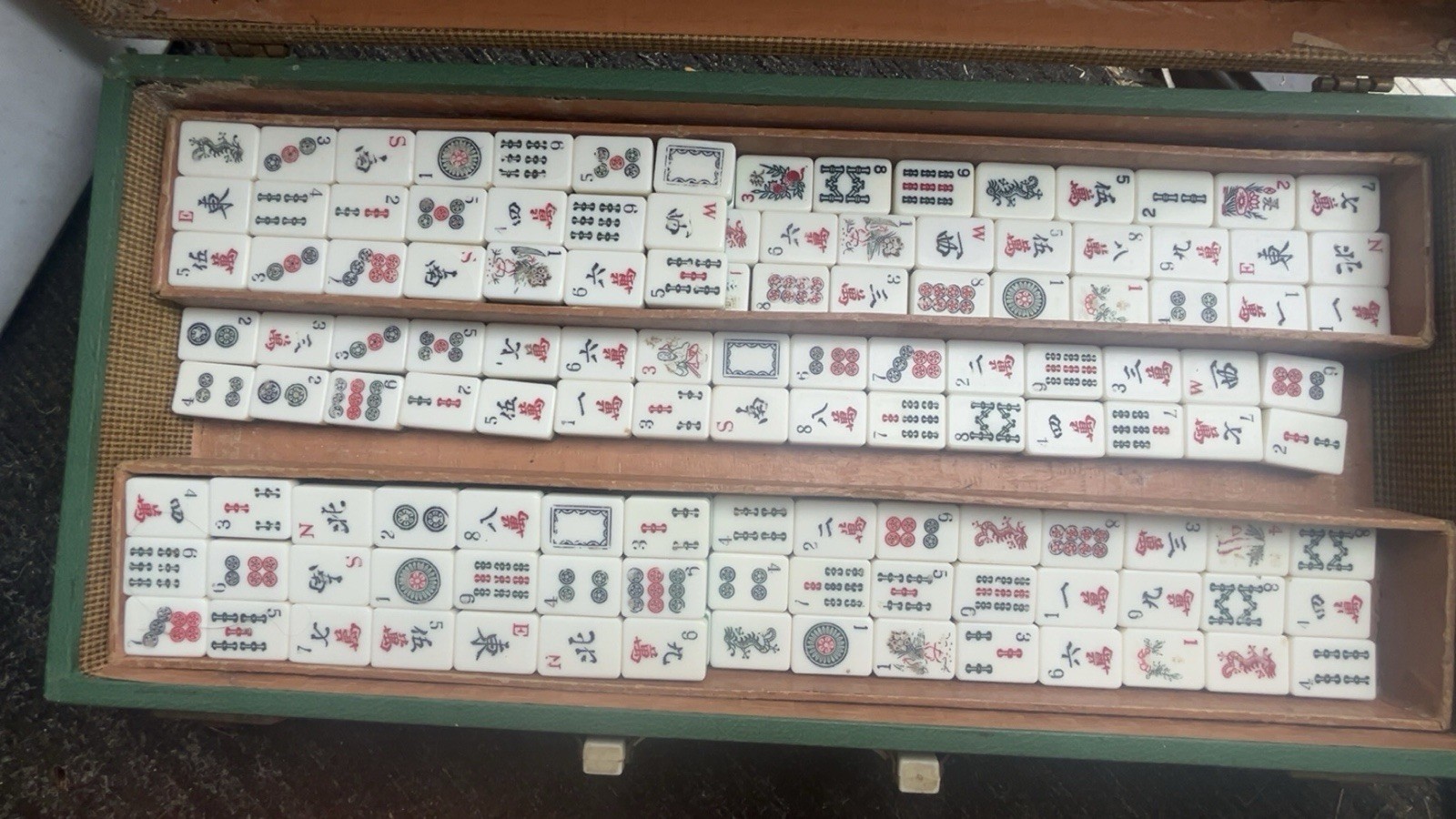 Vintage Mahjong Board Game Set with Extra Tiles Padded Carrying Case