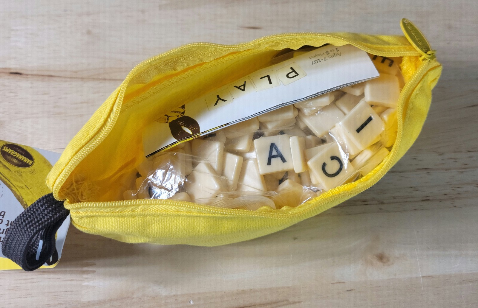 Bananagrams ORIGINAL WORD TILE GAME New!
