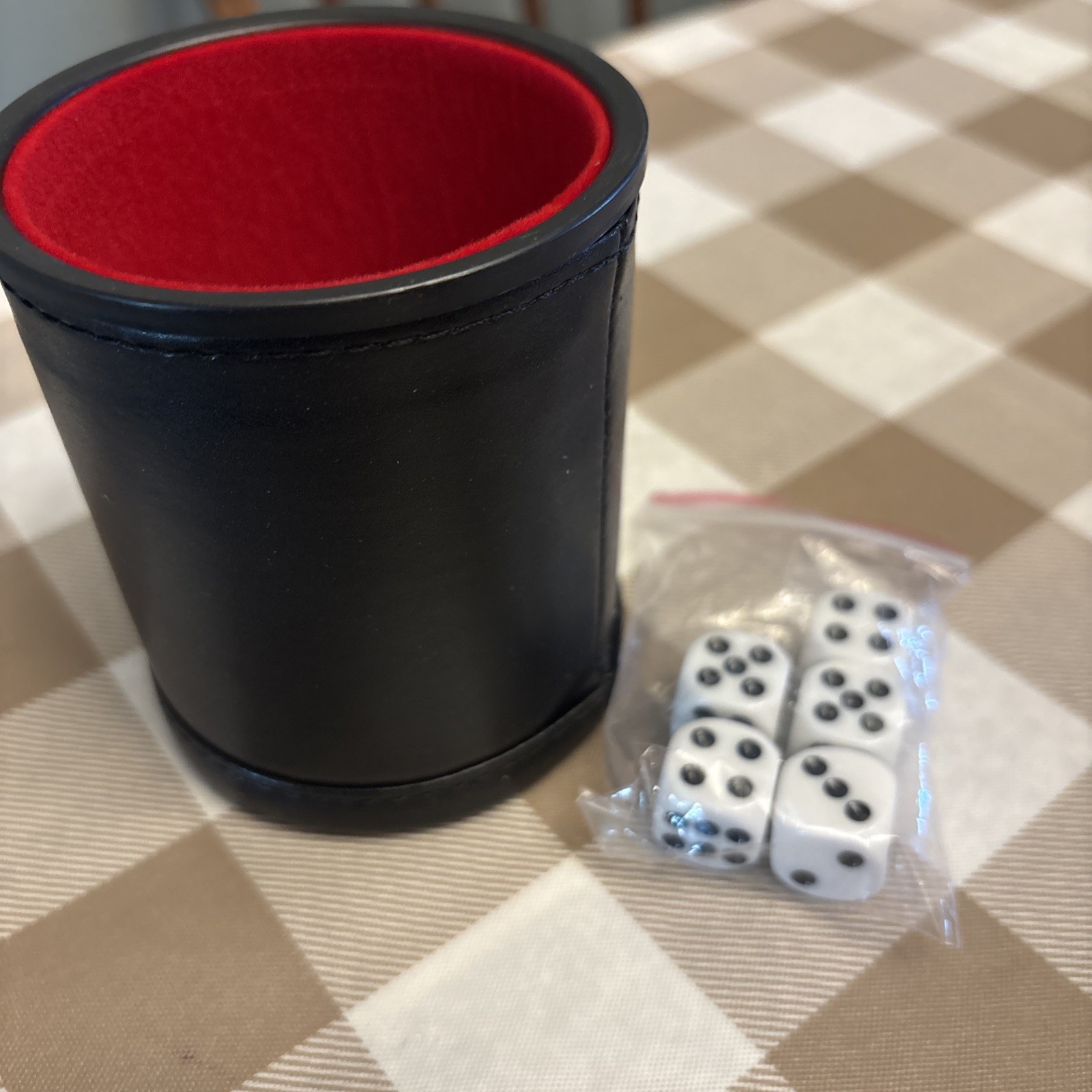 Professional Leatherette Bar Dice Cup And 5 Rounded Corner Dice Brybelly Elite