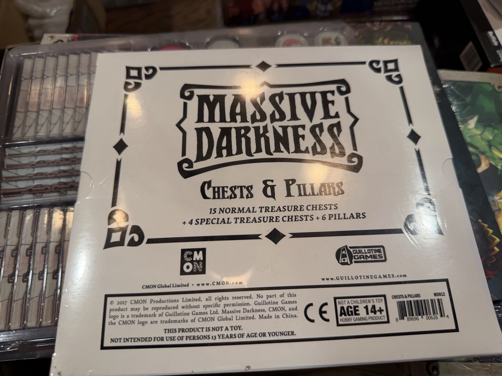 CMON Massive Darkness Miniatures Board Game Lot w/ Expansions