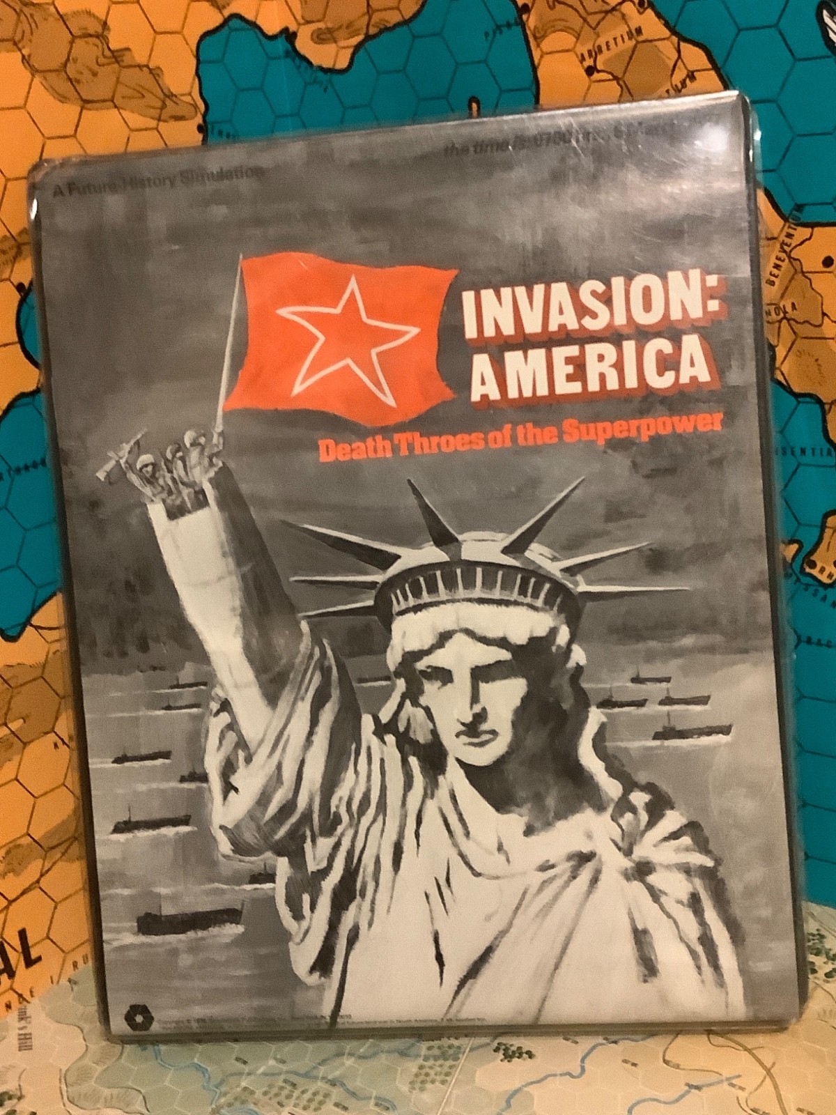 Invasion: AMERICA punched VG+ Alternate History SPI 1976 flatpack Tray WW4?