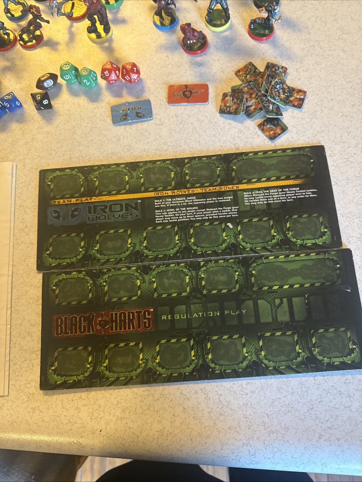 Milton 2003 BATTLE BALL Football Game Replacement Parts 20 Players Dice Cards ++