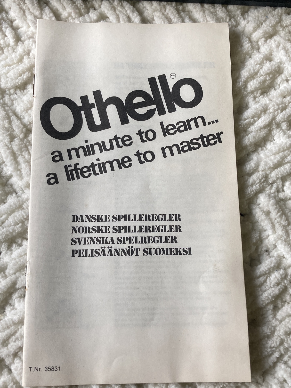 Vintage 1980’s NOS Othello Game W/Original Box *RARE*