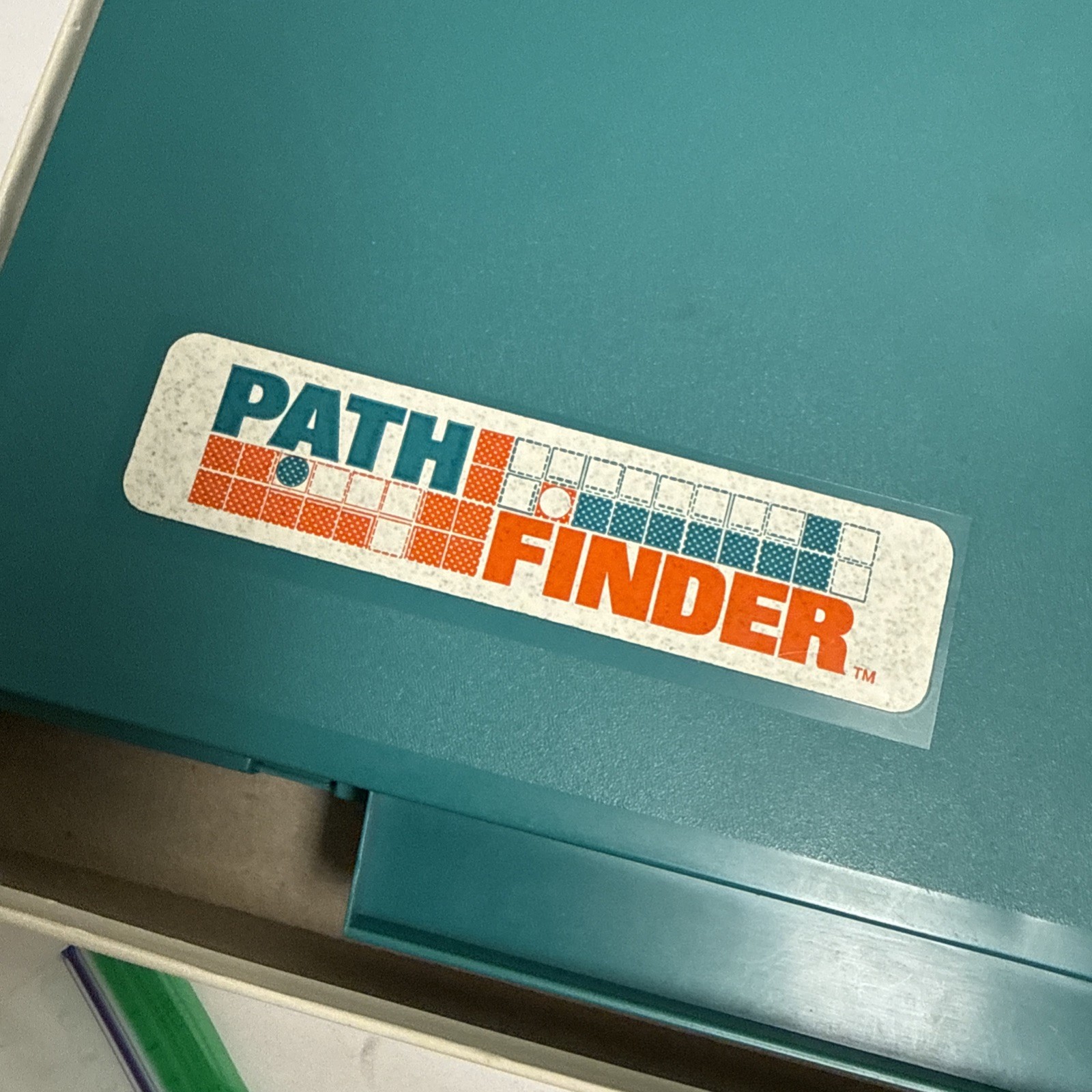 VINTAGE Milton Bradley Pathfinder Tow Players Tracking Strategy Game 1977