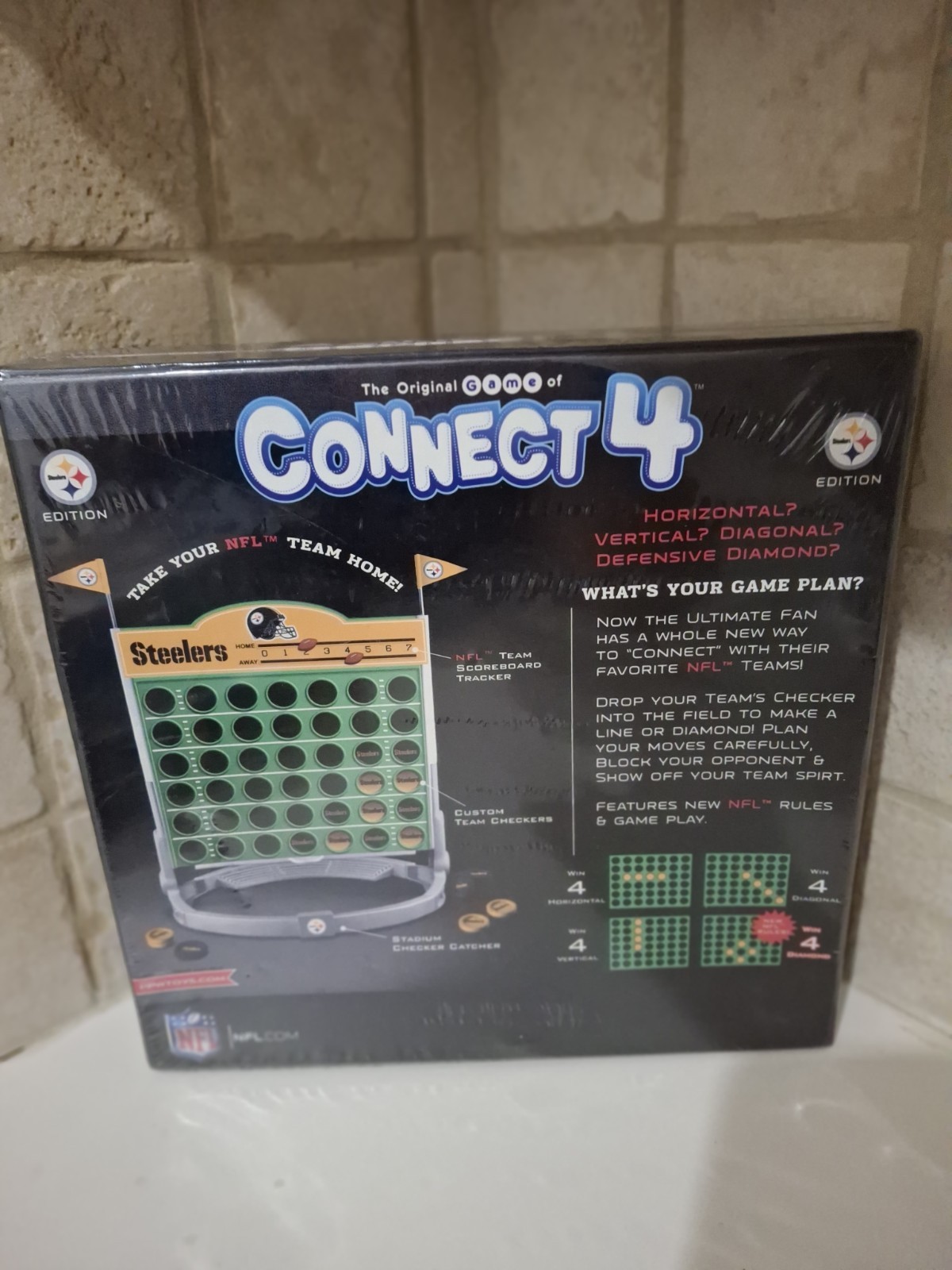 NFL Connect 4 Football Pittsburgh Steelers Family Game NEW RARE