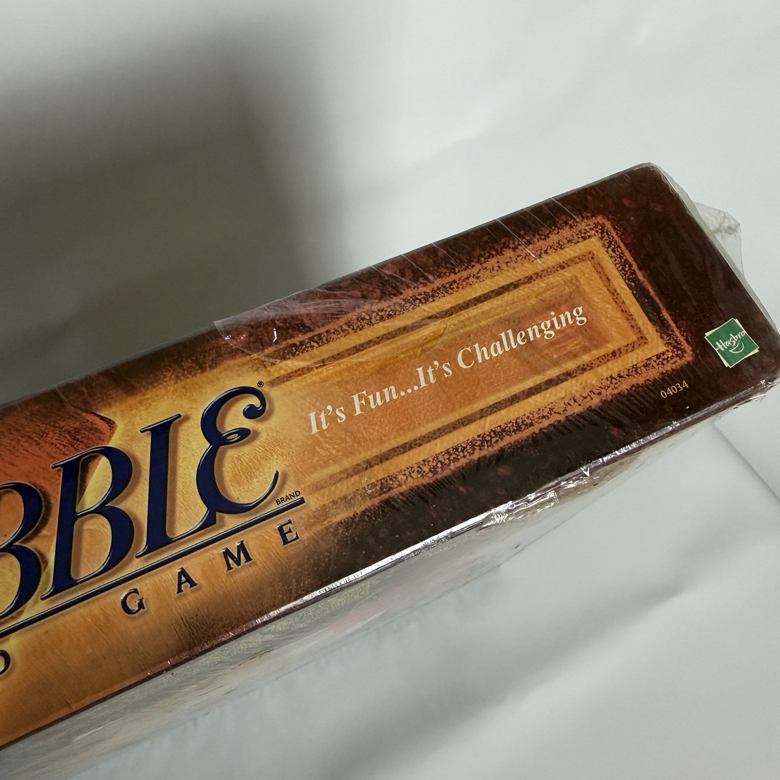 Milton Bradley Scrabble Deluxe Edition NEW IN BOX 2001