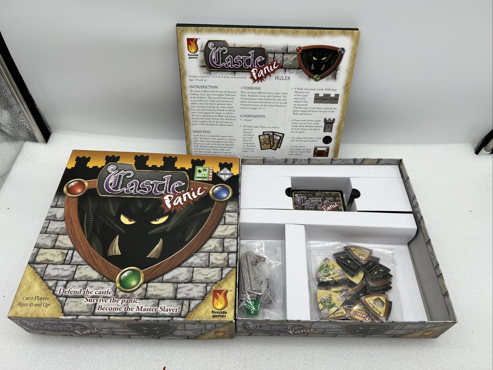 Castle Panic Board Game Fireside Games 100% Complete 2010 1st Ed